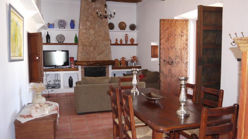 Can Gat Sant Carles de Peralta Room photo